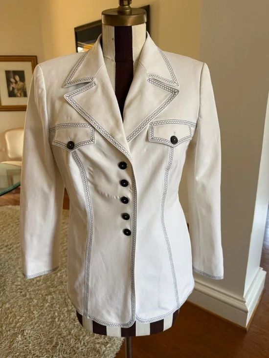 Escada Vtg Womens Suit EU 40 Cream Contrast Stitch Blazer Pants Quiet Luxury - Picture 2 of 16